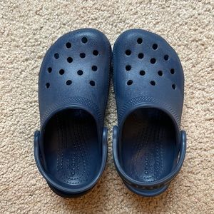 Crocs Classic Clog Boys Size 11C Navy Blue